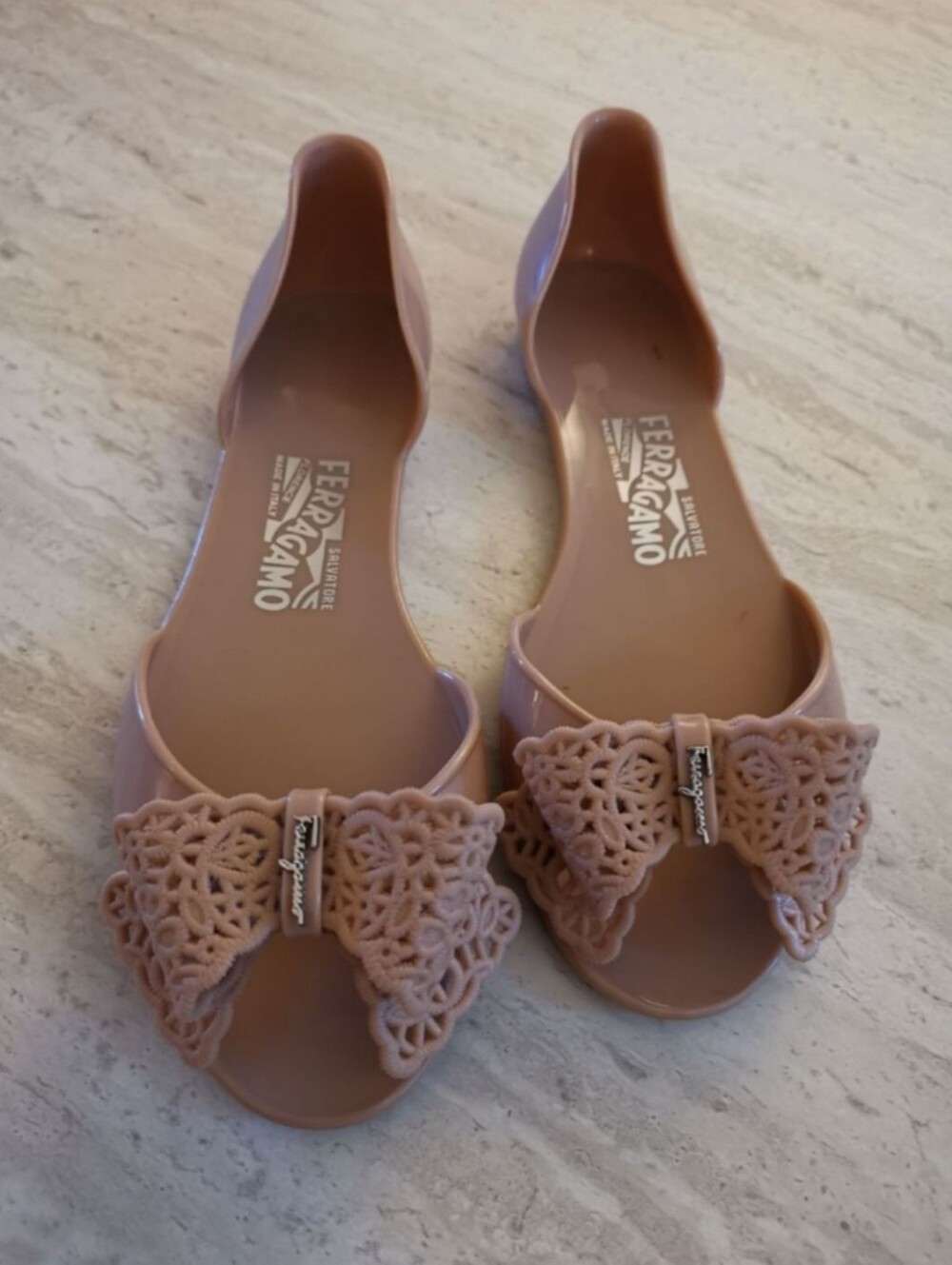 Salvatore Ferragamo Blush Nude Laser Cut Lace Bow Jelly Flats Made in Italy 7